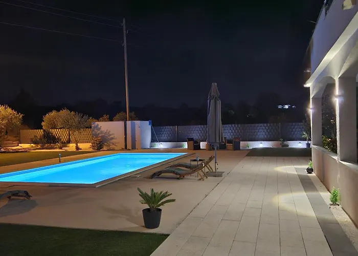 Lana Apartament Bristivica