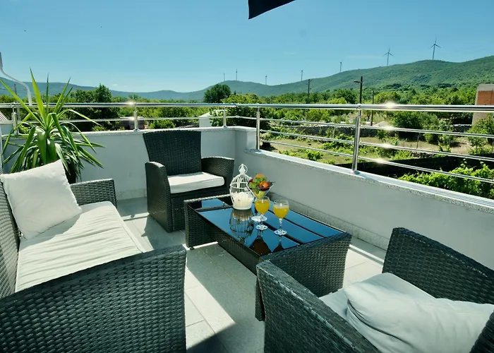 Lana Apartament