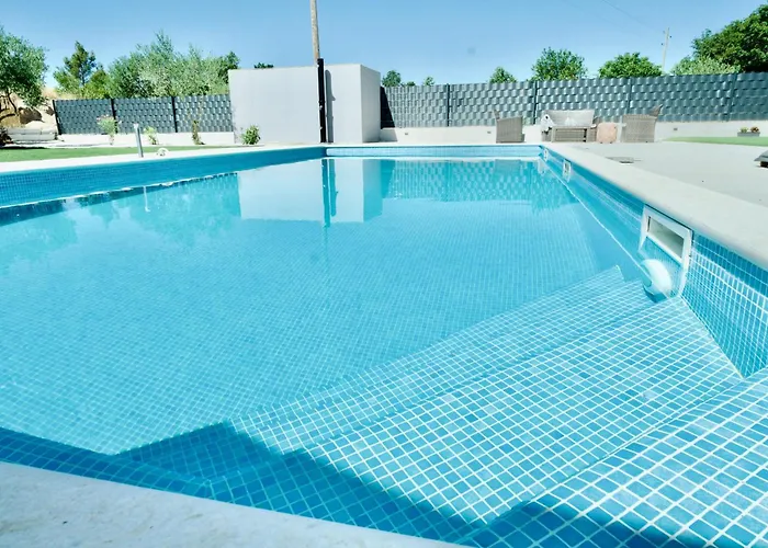 Lana Apartman Bristivica